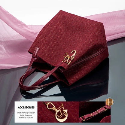Statement Bucket Bag – Stylish, Roomy & On-the-Go