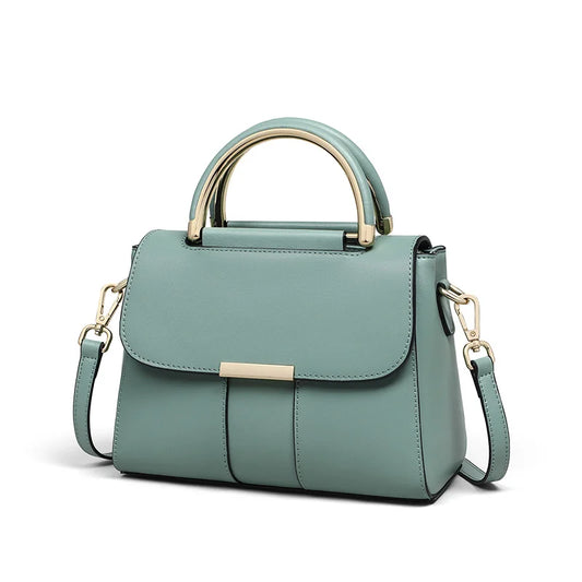 Fashion Crossbody – Compact, Cute & Perfect for Summe