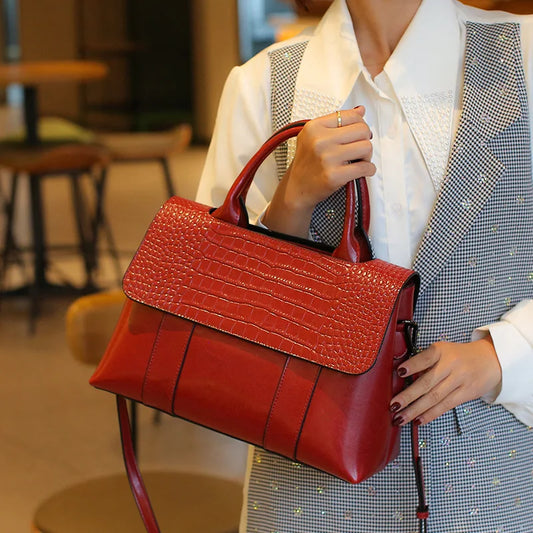 Genuine Cowhide Leather Tote – High-Quality Large Capacity Shoulder & Crossbody Bag for Women