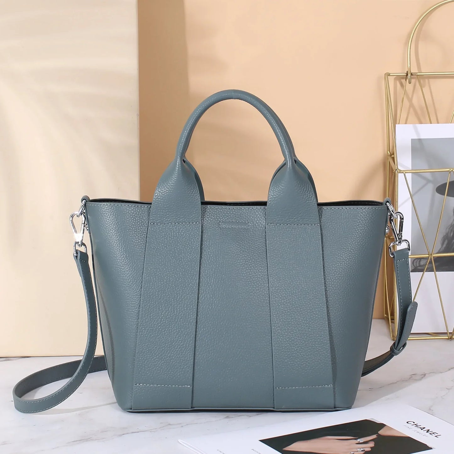 Genuine Leather Commuter Tote – Luxury Designer Shoulder & Crossbody Handbag for Women