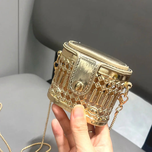 Golden Mini Designer Clutch – Luxury Metal Shoulder Bag for Parties & Evenings