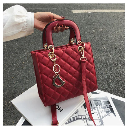 Luxury Chain Tote – Trendy Quilted Design & Versatile Carry