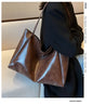Fashion PU Leather Tote – Soft Large-Capacity Underarm & Crossbody Bucket Bag for Women