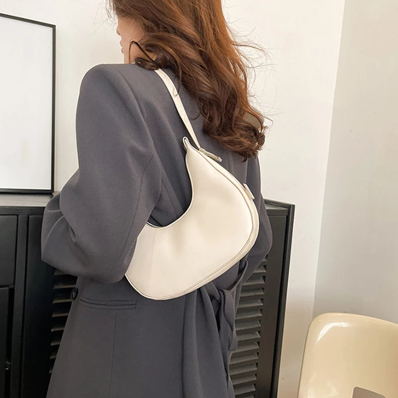 Soft Leaher Curve Hobo Purse