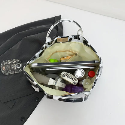 Large Capacity Tote – Chic, Durable & Commute-Ready"