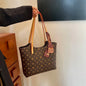 Luxury Genuine Leather Messenger Bag – High-Quality Women’s Crossbody with Magnetic Closure