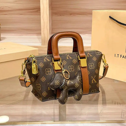 Retro Designer Handbag – High-End Autumn/Winter Shoulder & Crossbody Tote for Women