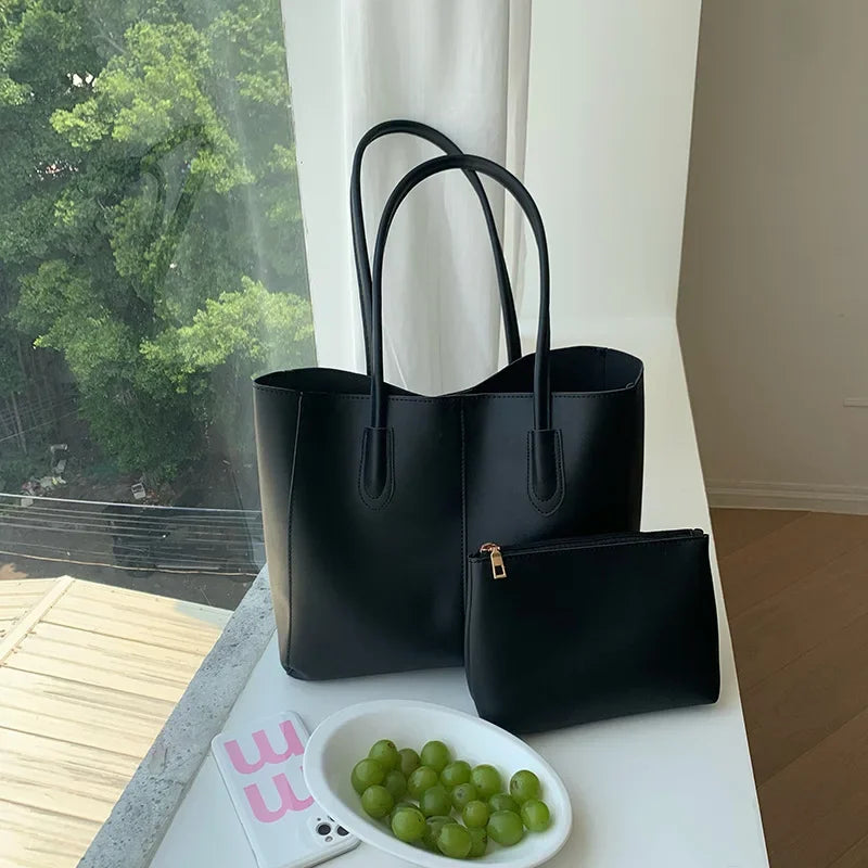 Vintage Korean Tote – Chic, Spacious & Commuter-Ready