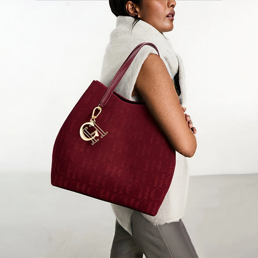 Statement Bucket Bag – Stylish, Roomy & On-the-Go